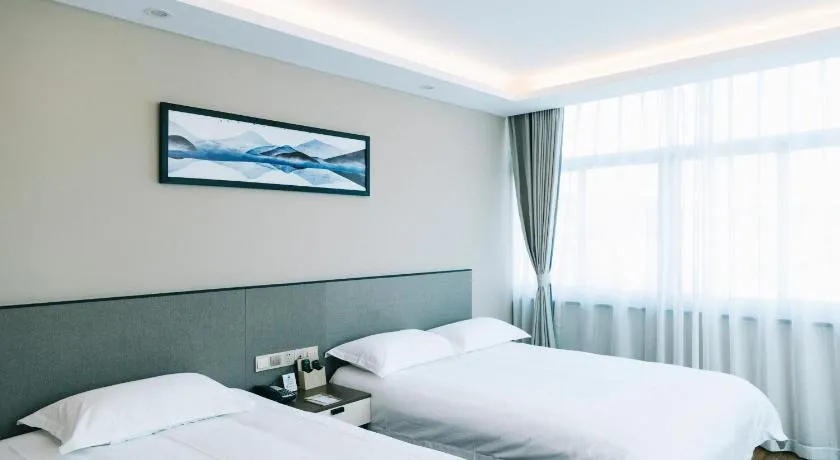 Hangzhou Yuqi Hotel - Image 1
