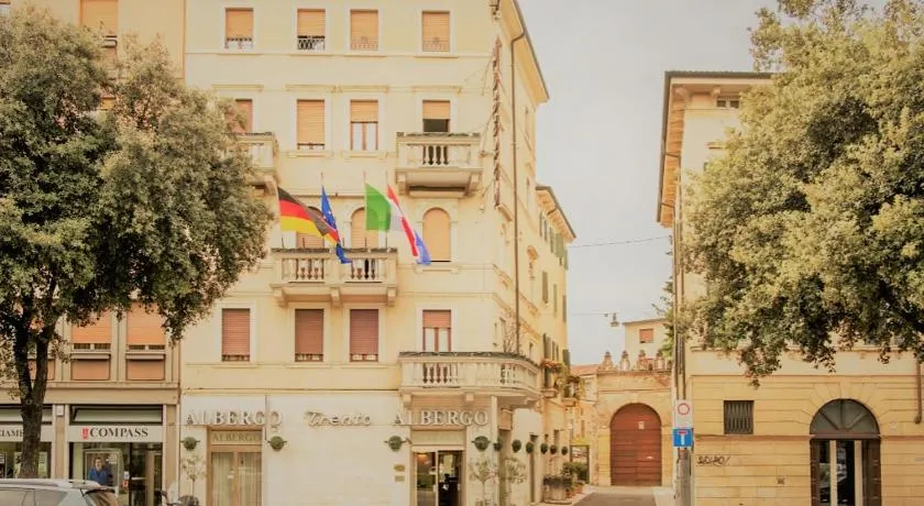 Albergo Trento - Image 1