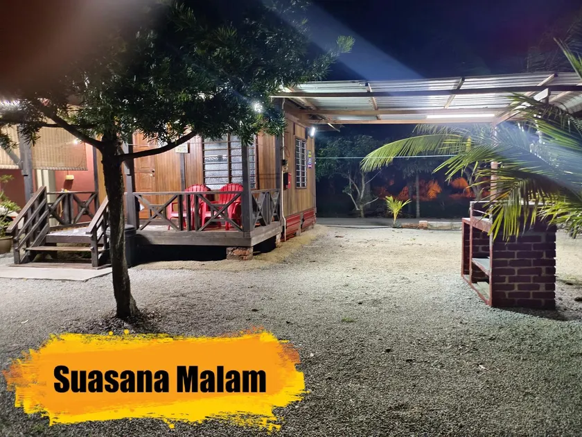 Homestay (Chalet D'Tepian) Sungai Muar, Pagoh - Image 1