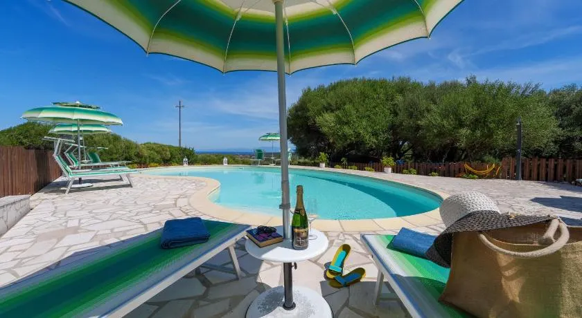 Casa Ginestre piscina e vista mare - Image 1