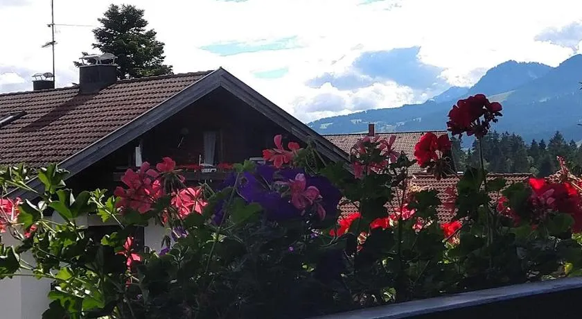 Ferienwohnung "Am Dorfbach" mit Sommer Hörnerbahnen kostenlos - Image 1
