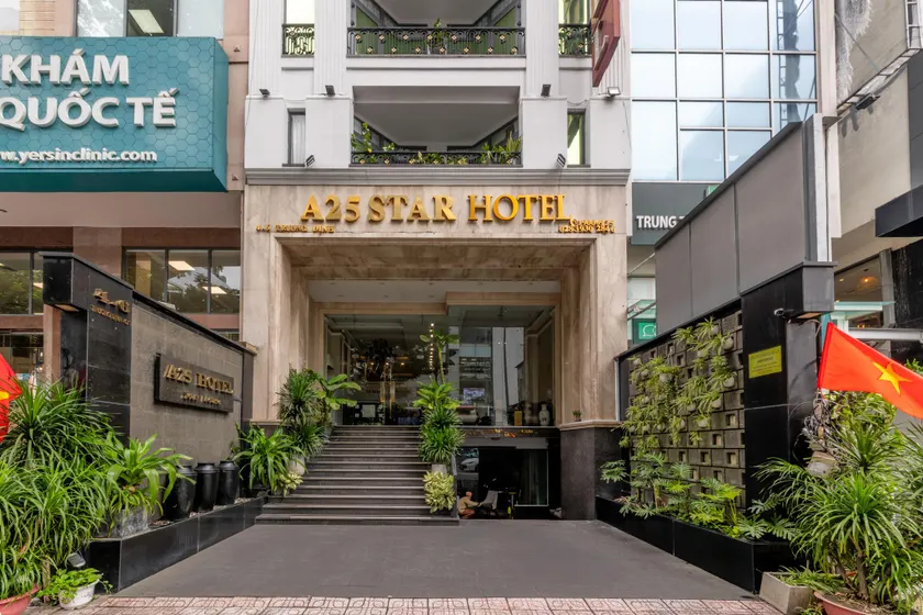 A25 Premium Hotel - 06 Trương Định - Image 1