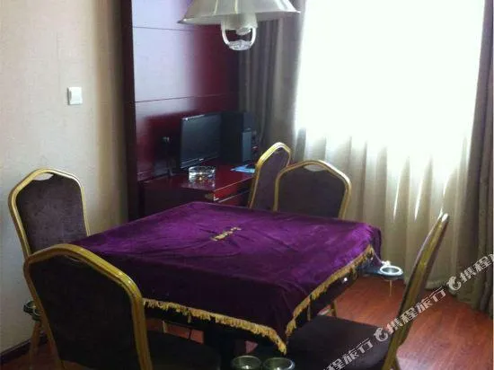 Luxi New Oasis Hotel - Image 1