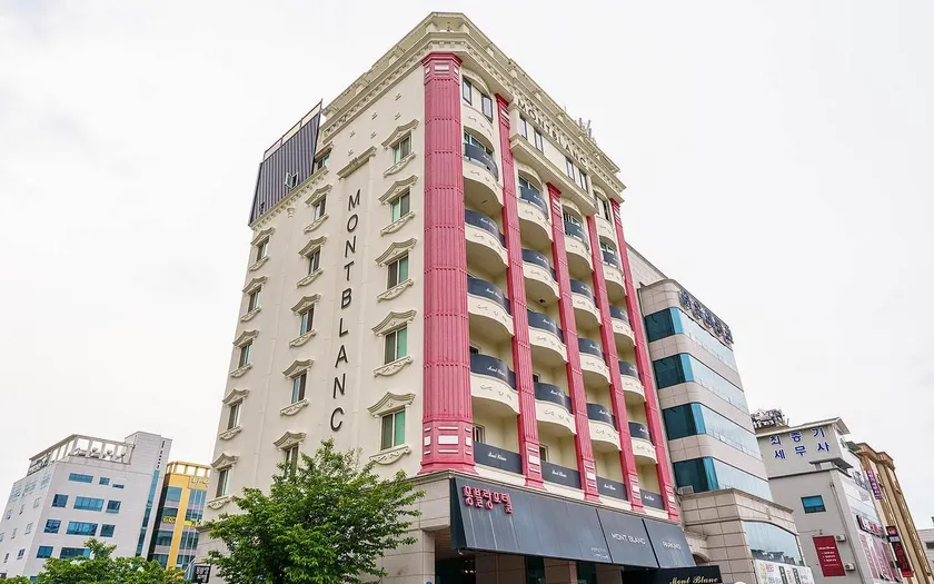 Gangneung Mont Blanc - Image 1