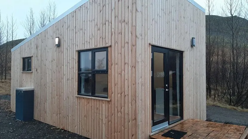 AU44 Cottages - Image 1