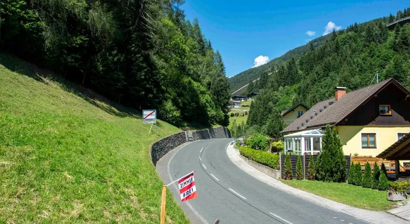 Haus kremsbrücke - Image 1