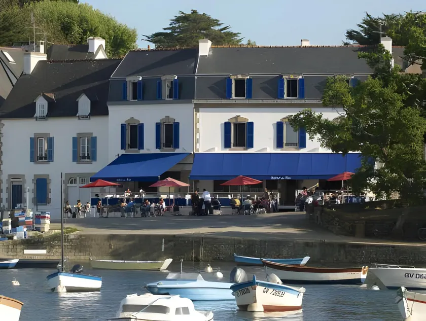 Hotel Du Bac - Image 1