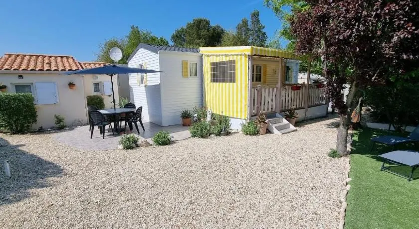 Bungalow dans résidence privée - Image 1