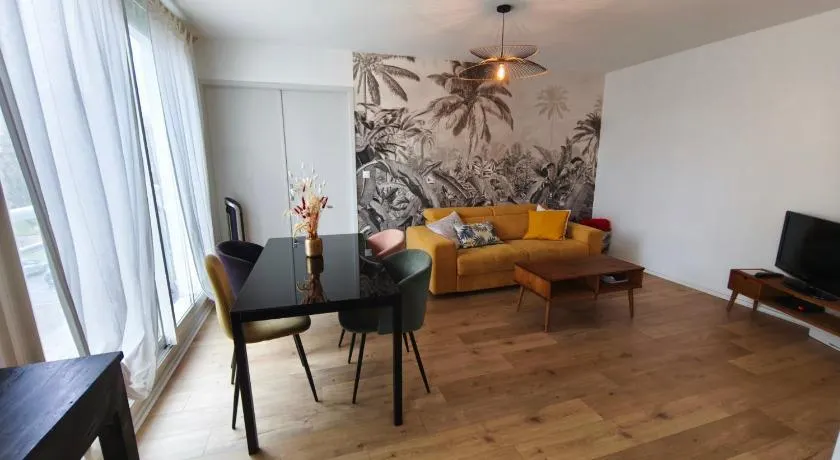 Appartement lumineux avec parking gratuit, accès Lyon rapide - Image 1