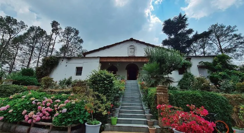 Deodar Homestay - Image 1