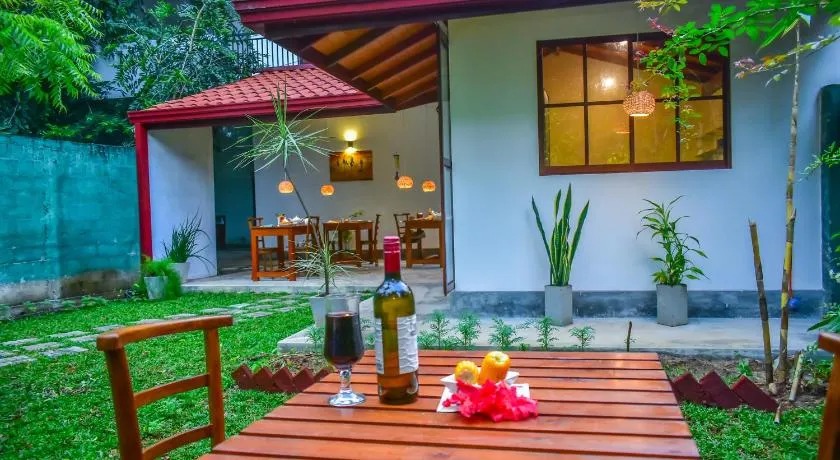 Villa Onera. Plage de Hikkaduwa - Sri Lanka - Image 1