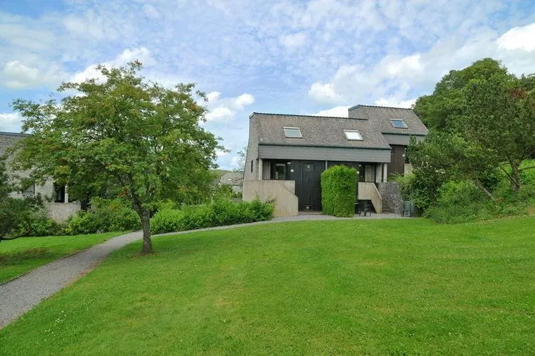 Functionally furnished bungalow located in the Ourthe Valley - Image 1