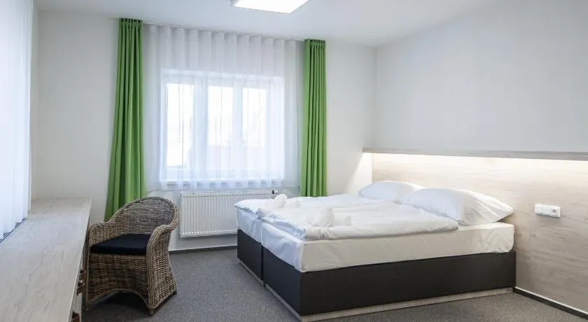 Garni hotel Roušarka - Image 1