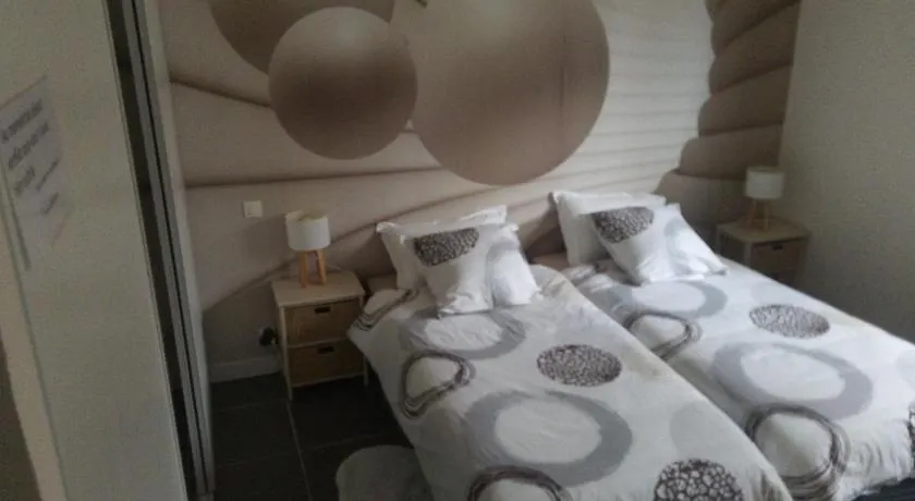 la chambre du clos Barriant - Image 1