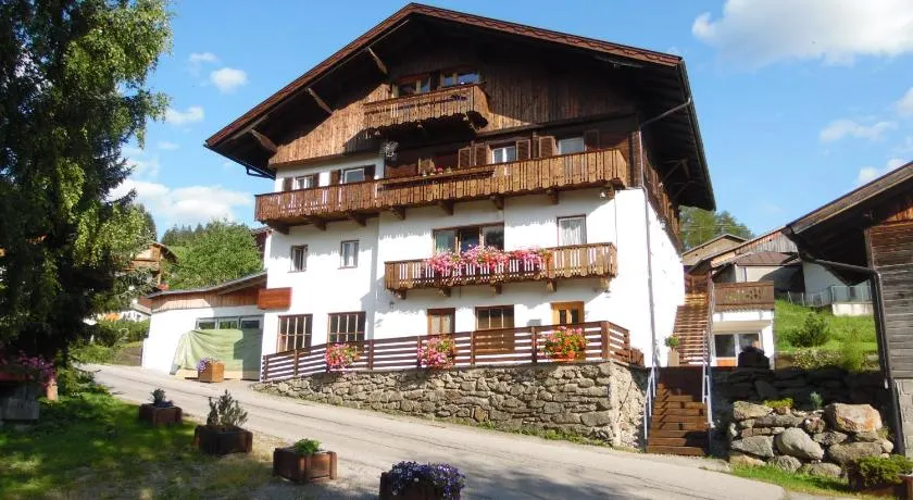 Bella Vista Lodge - Image 1