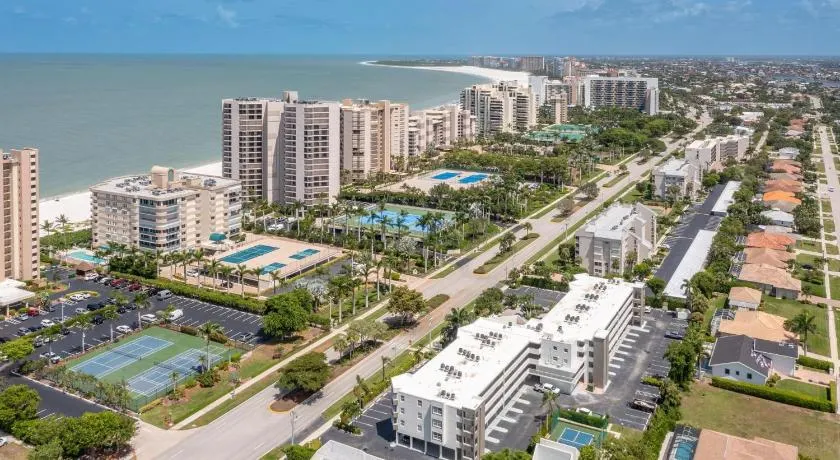 Beach Club - BeachCL406 - Image 1