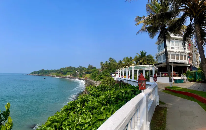 Mascot Beach Resort - Image 1