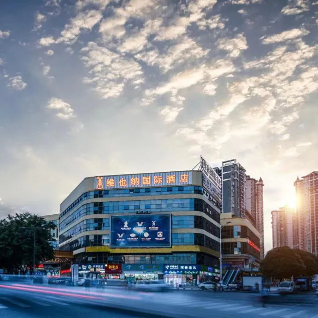 Vienna International Hotel Shishan Park Metro Station - Image 1