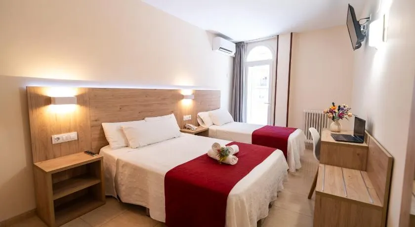 Hotel Europa - Image 1