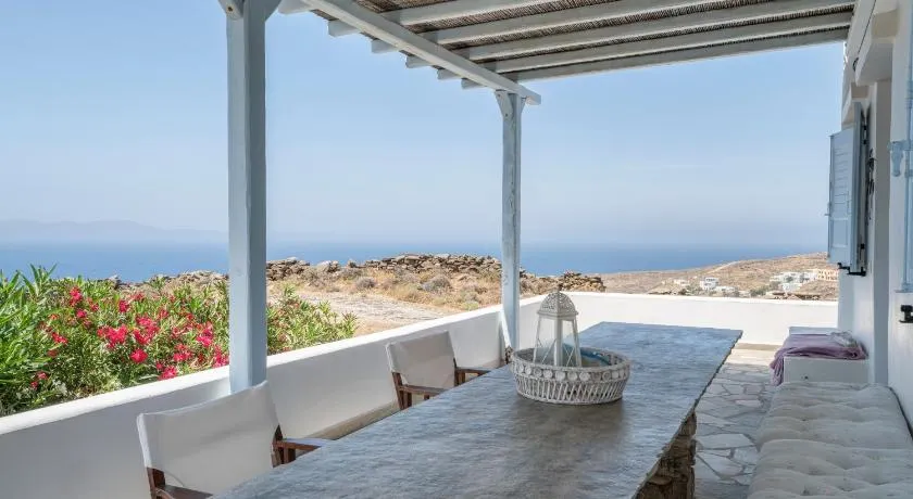 Tinos Sunset House - Image 1