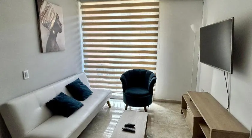 Bello apartamento de 3 habitaciones - Image 1