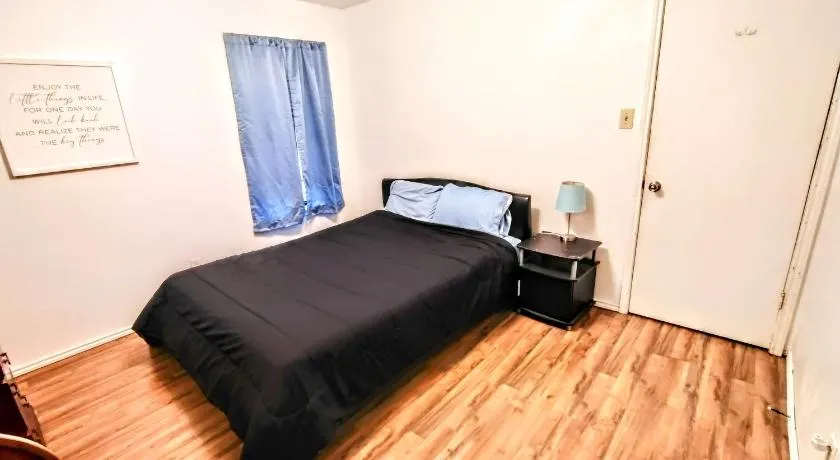 Private Rooms at US75 Central Plano - Image 1