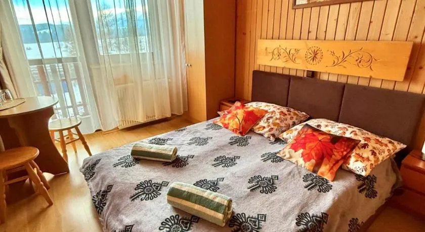 Dom Wczasowy Dwa Światy - Image 1
