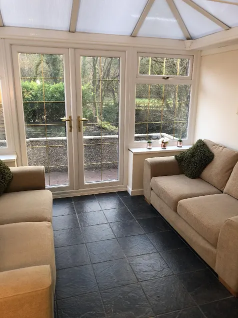 3 Bed House - Sleeps 6 - Parking - Garden - WIfi - Image 1
