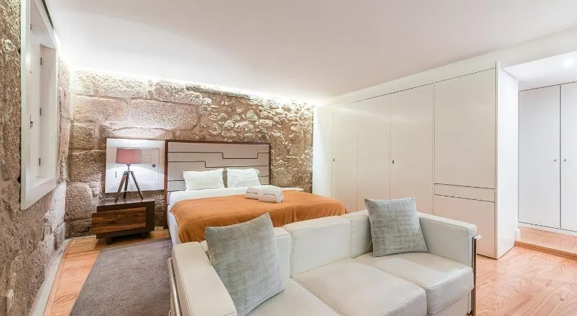 GuestReady - El nuevo Ledbetter amarillo - Image 1