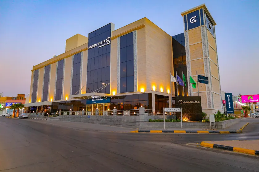 GOLDEN TULIP AL WAHA HOTEL - UNAYZAH - Image 1