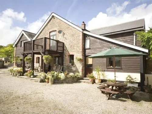 Lew Barn - Image 1
