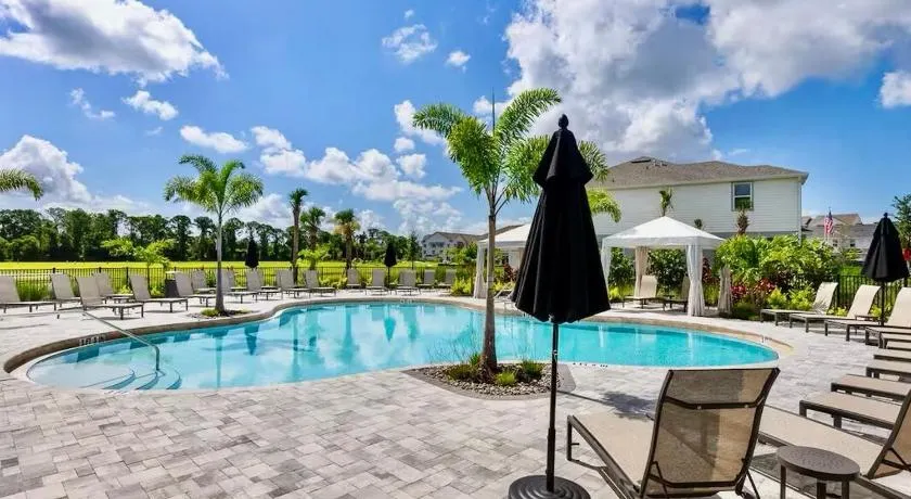 Nokomis Escape! Close to Beach, Relaxation & Eats - Image 1