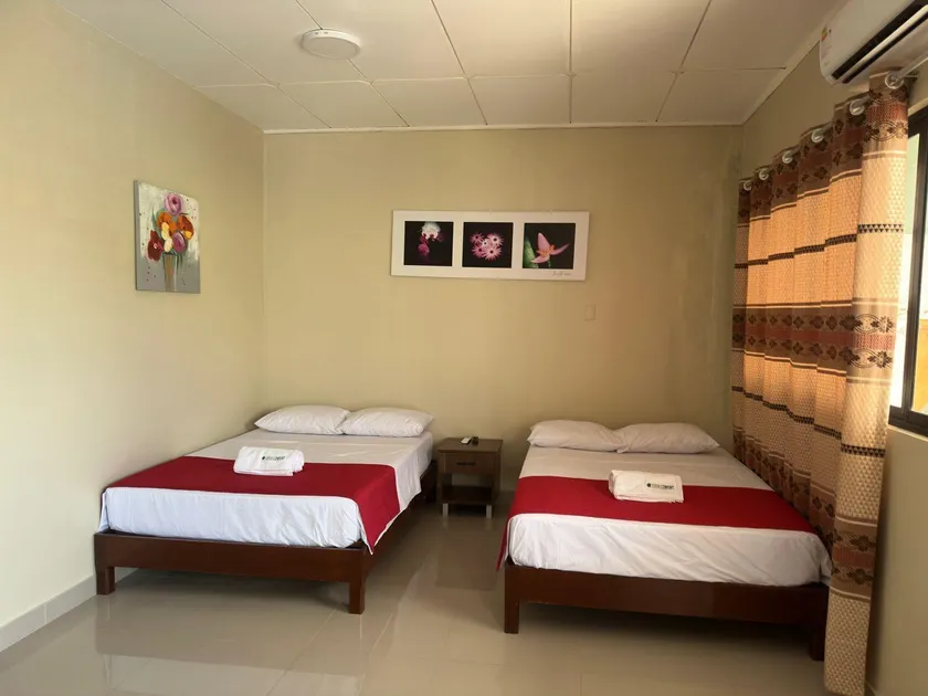 Casa Blanca Hotel - Image 1
