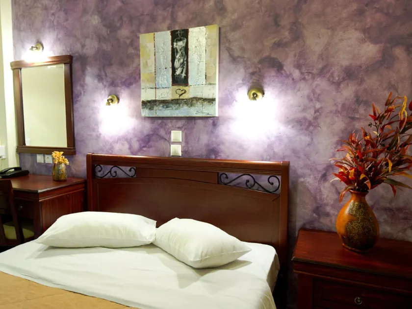 Pergamos Hotel - Image 1