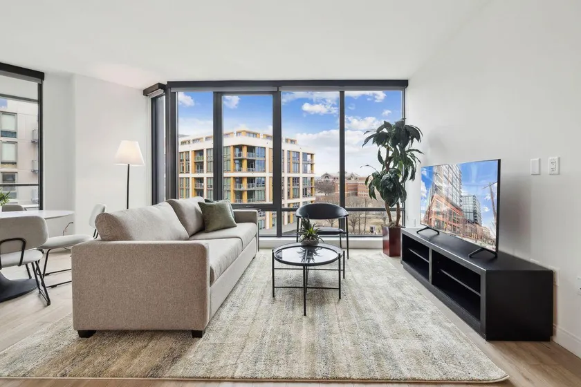 Placemakr Buzzard Point - Image 1