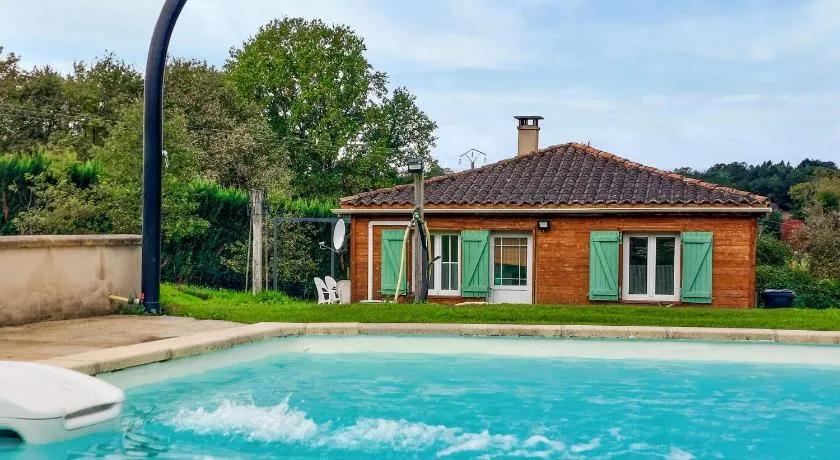 2 Bedroom Cozy Home In Eyraud-Crempse-Maurens - Image 1