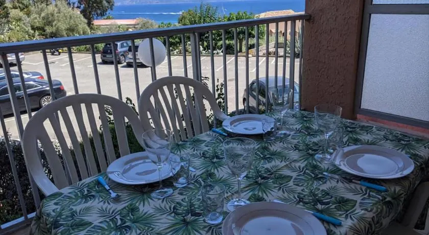 Studio 4 pers terrasse vue mer - Image 1