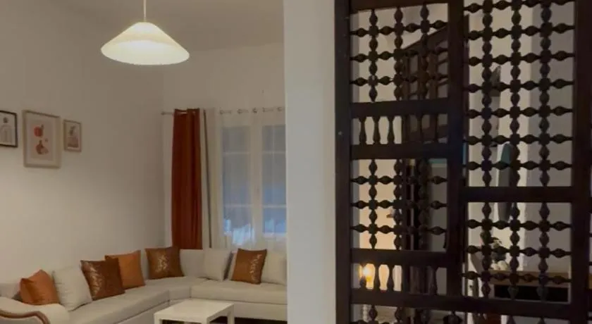 Maison Mira - Image 1