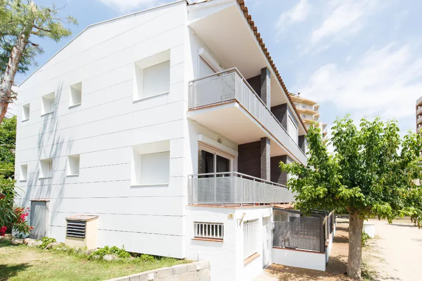 Estudis Laura - Image 1