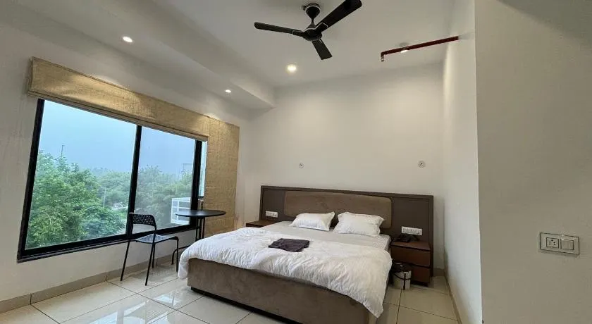 Silver Spring Guest House - Phase 2 - Image 1