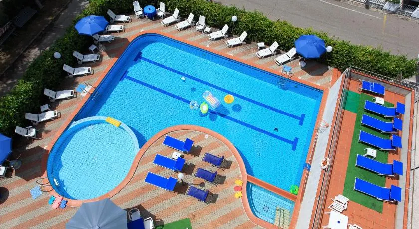 Hotel Real - Image 1