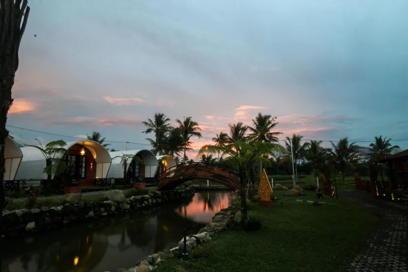 Merapi Glamping Tengah Sawah - Image 1