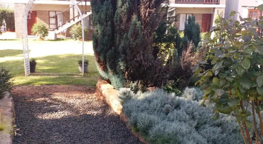 Naleli Guest House - Image 1