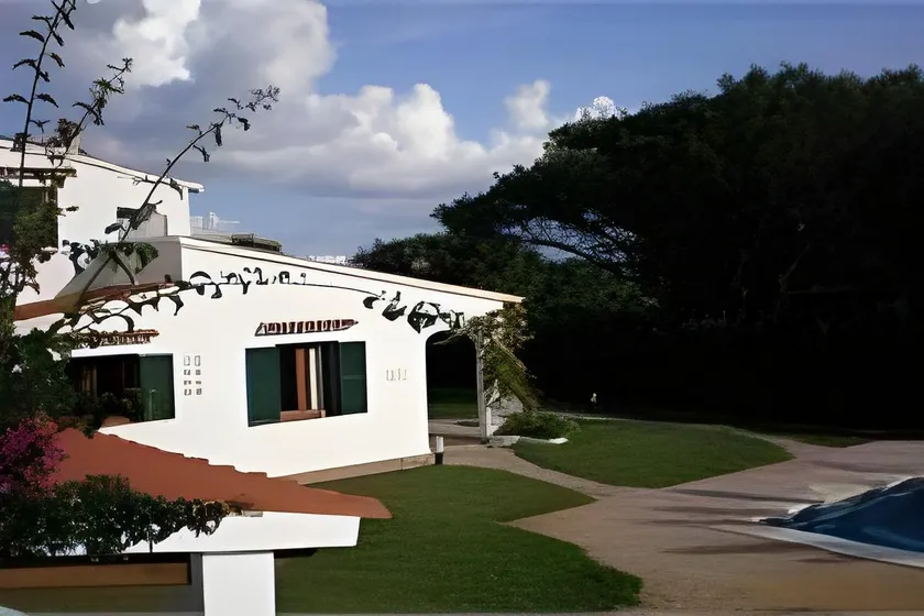 Apartamentos Arenal Playa Menorca - Image 1