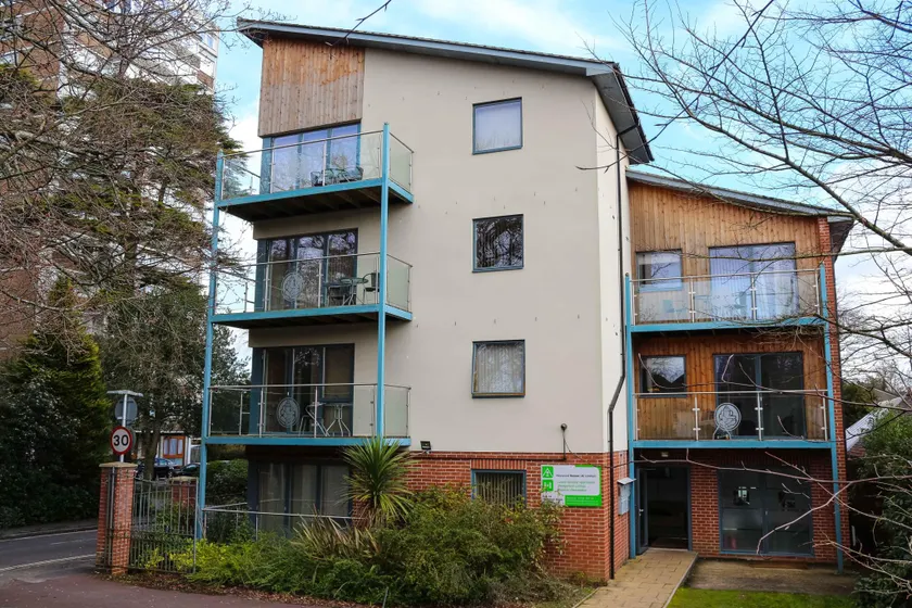 Southampton Serviced Apartments - Image 1