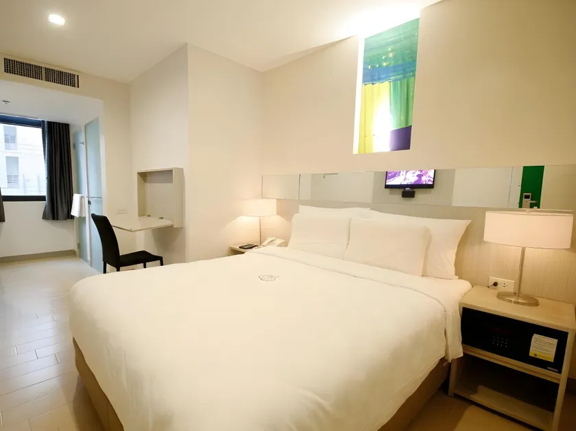 Go Hotels Ortigas Center - Image 1