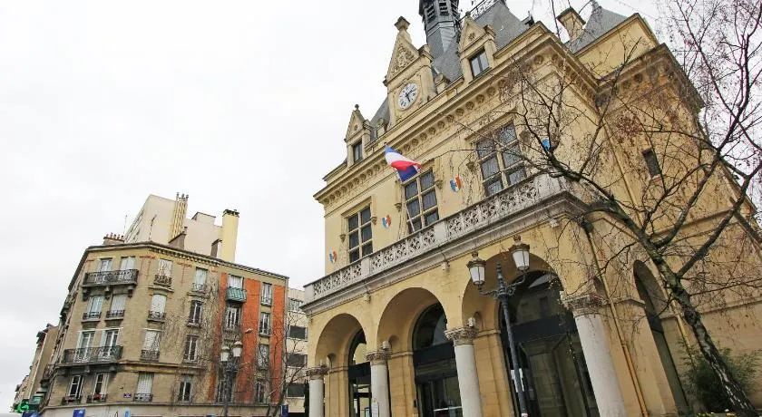 Yef Hotel Les Lilas - Image 1