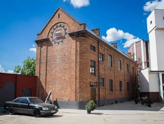 Hostel Fabryka - Image 1