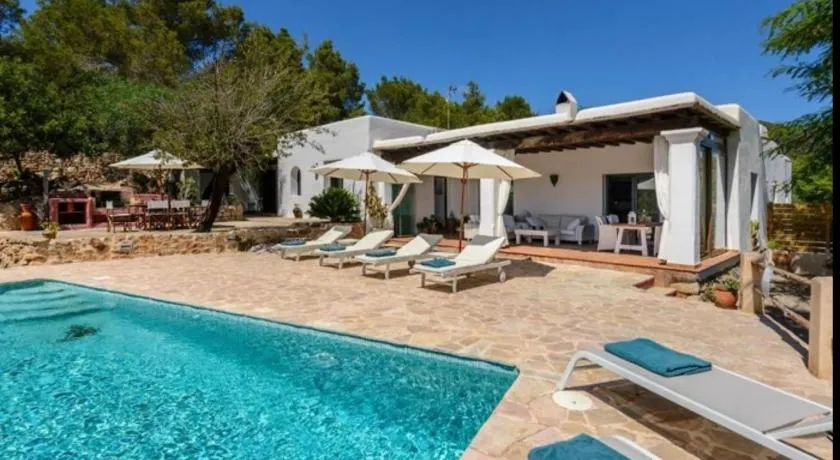 Villa Belvedere - Refugio de paz en Cala San Vicente - Image 1
