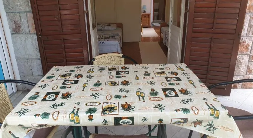 Zoro Apartments - Image 1